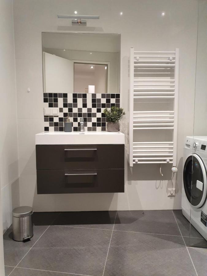 Smarte Dachgeschosswohnung Mit 2 Terrassen Direkt Am Hauptbahnhof Wien Ngoại thất bức ảnh